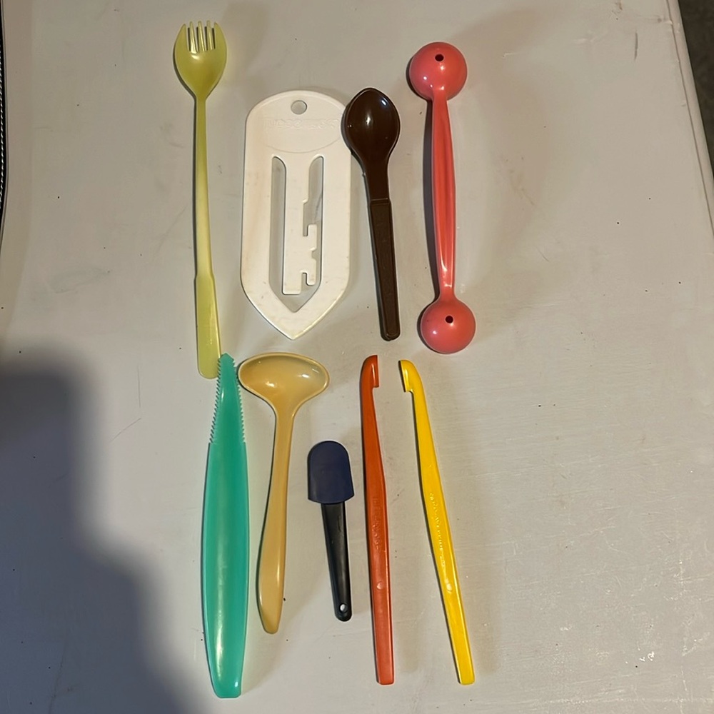 Tupperware gadgets